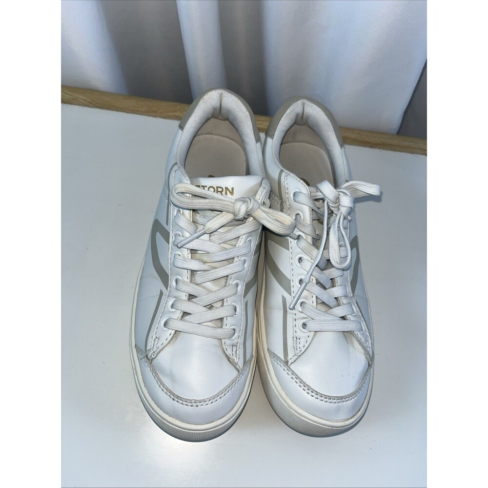 Trenton Serve Women’s White Lightweight Casual Sneakers Size 6M Sports Walking